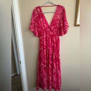 Beautiful Flowy Hot Pink Dress - L -